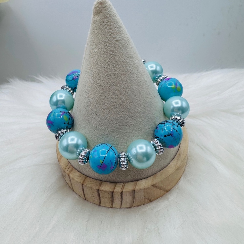 Ocean Breeze Splash Beaded Bracelet